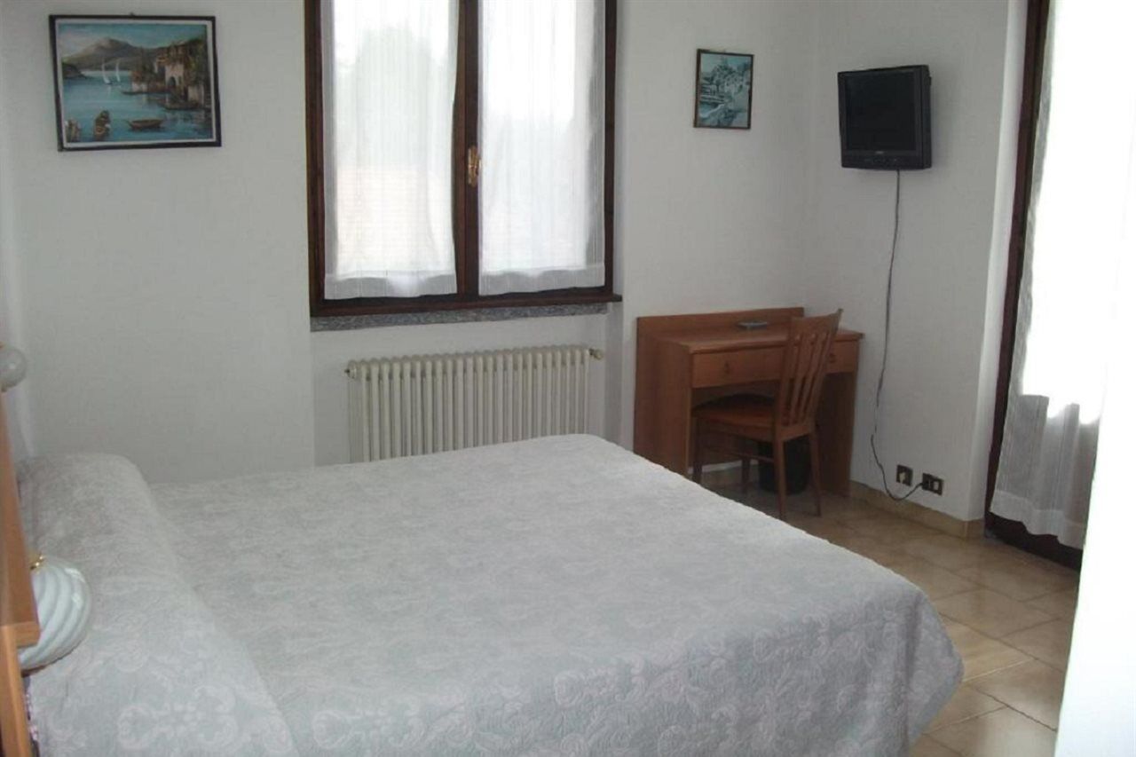 Hotel Breglia Lake Como Экстерьер фото